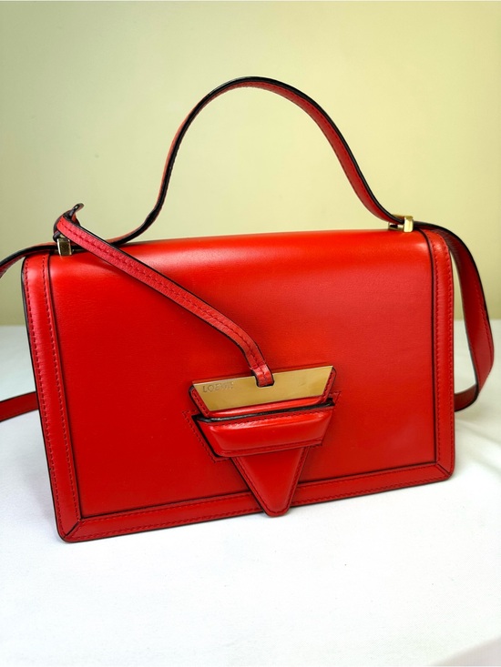 Loewe Handbags - Loewe Barcelona Red Leather Iconic Triangular Fastening Shoulder/Crossbody COA